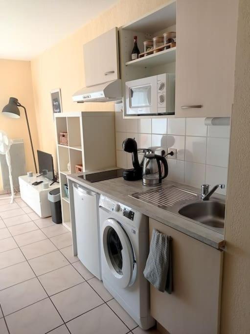 Studio Sur La Plage Des Dagueys Libourne Exterior photo